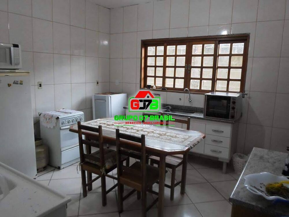 Casa, 3 quartos, 210 m² - Foto 3