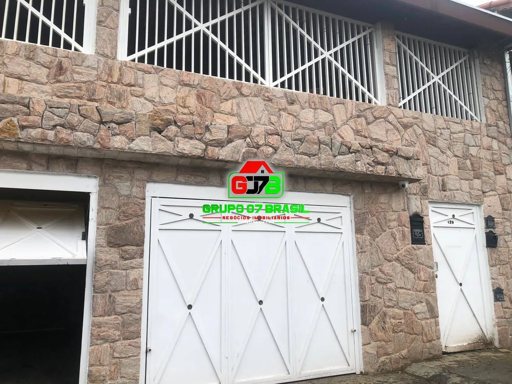 Sobrado, 4 quartos, 200 m² - Foto 1