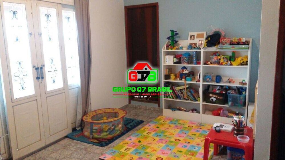 Sobrado, 3 quartos, 11957 m² - Foto 2
