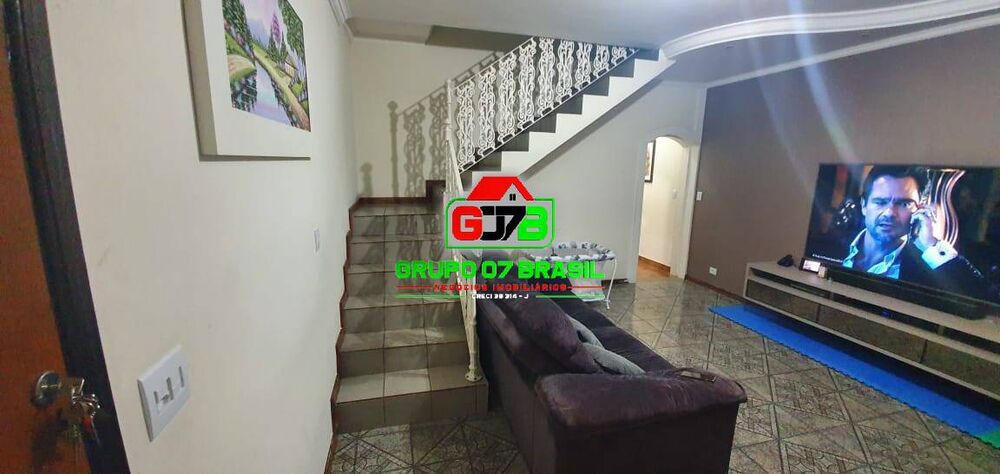 Casa, 3 quartos, 185 m² - Foto 2