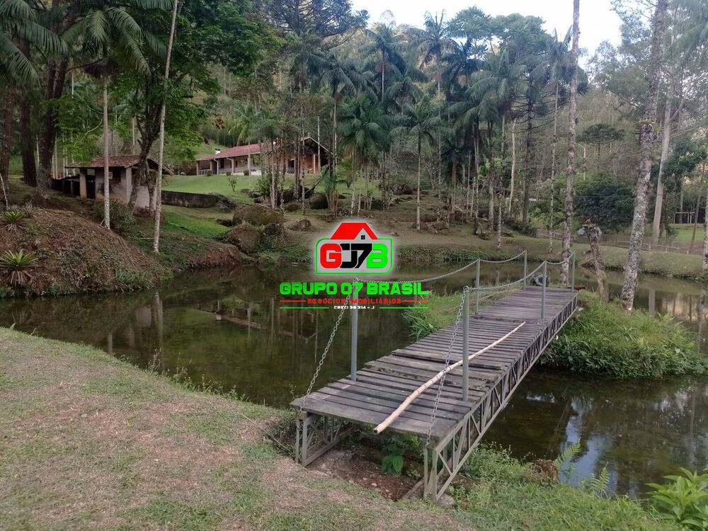 Sítio à venda com 4 quartos, 200m² - Foto 2
