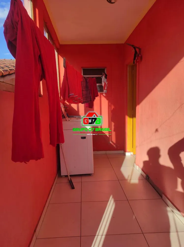 Sobrado, 8 quartos, 379700 m² - Foto 2