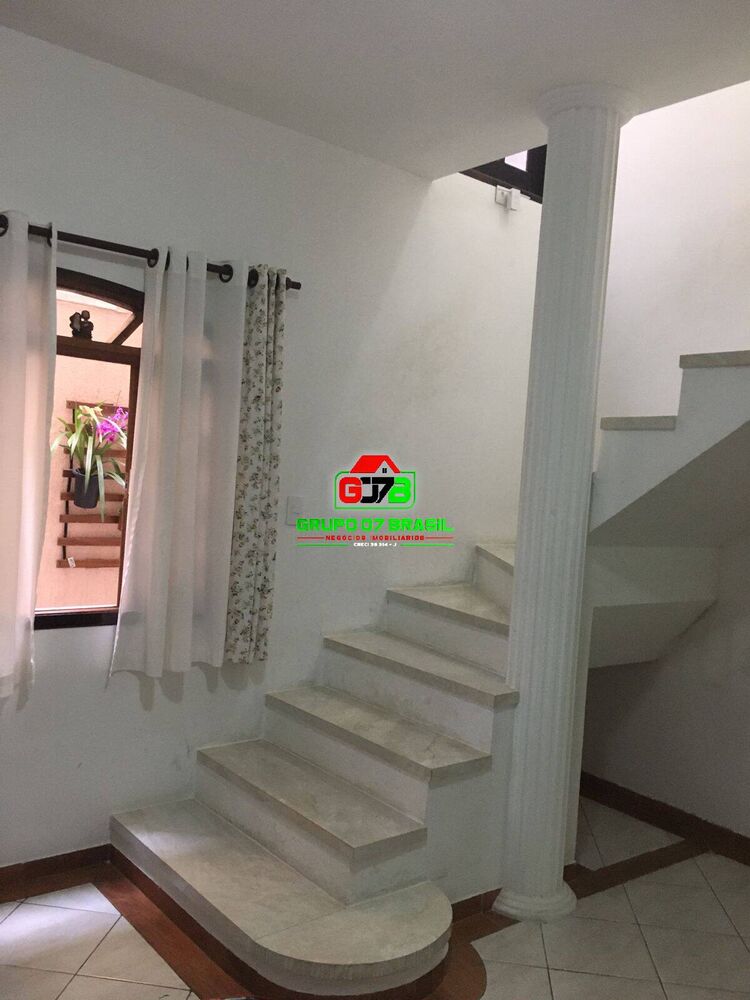 Sobrado, 3 quartos, 300 m² - Foto 3