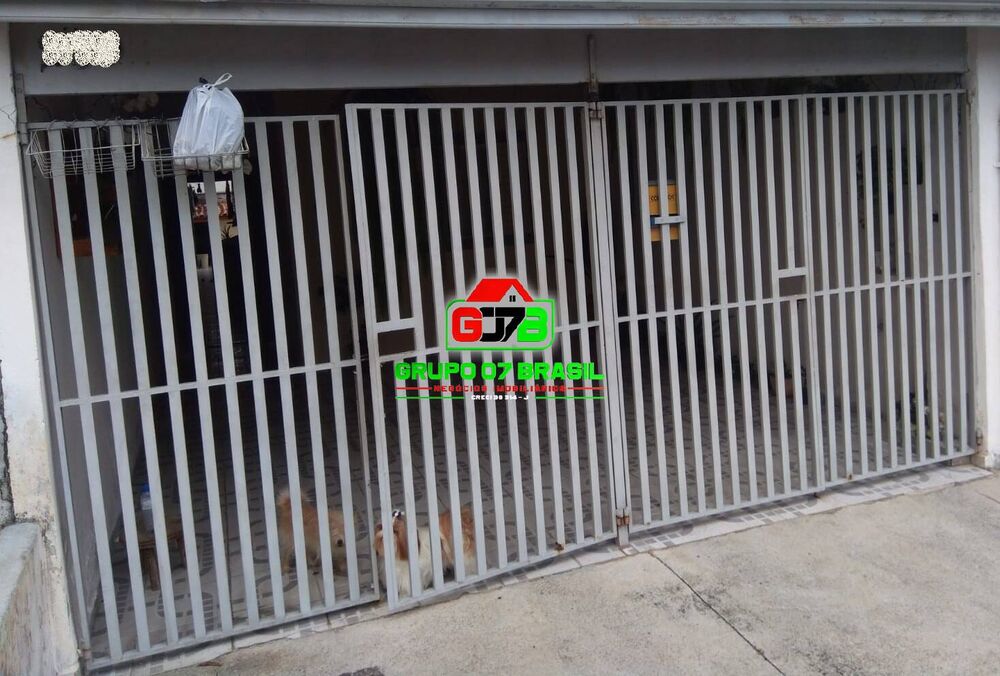 Casa à venda com 2 quartos, 60m² - Foto 1