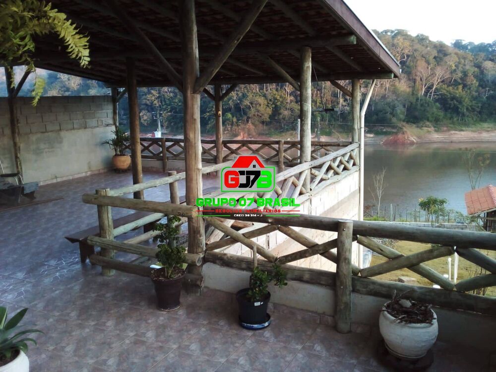 Chácara à venda com 2 quartos, 178m² - Foto 4