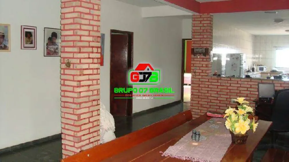 Casa, 3 quartos, 200 m² - Foto 1