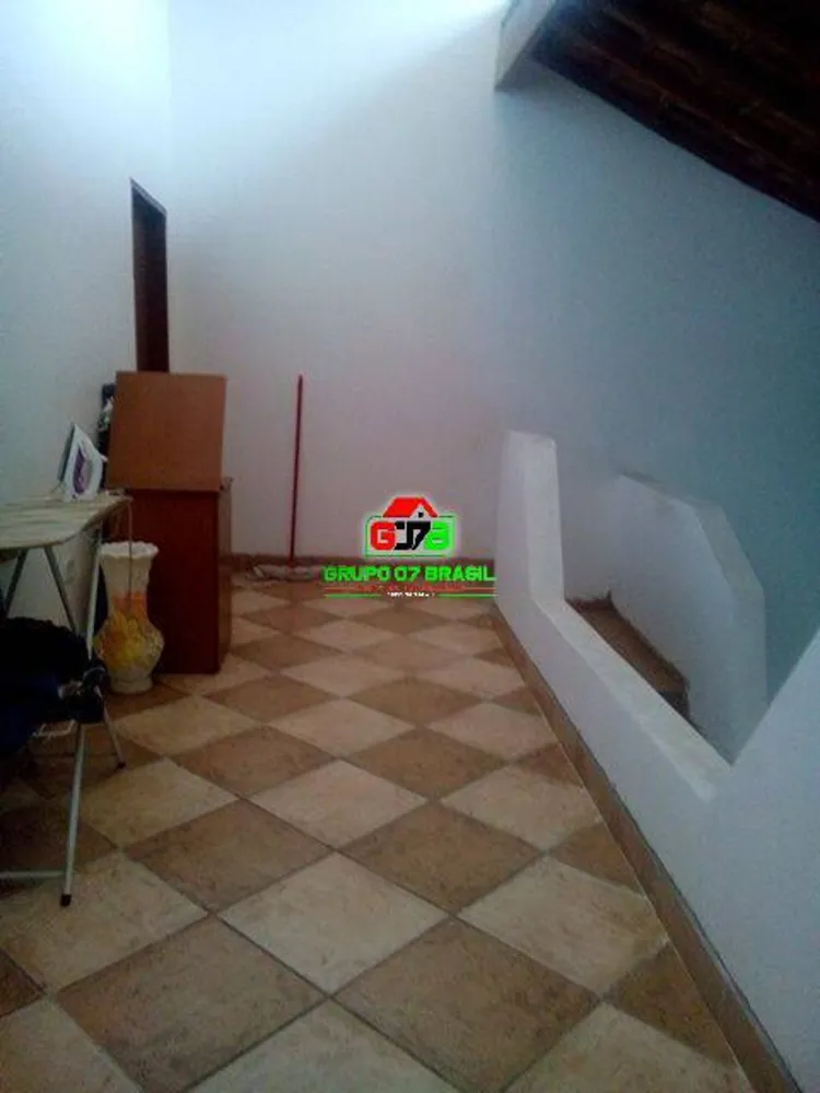 Sobrado, 6 quartos, 335 m² - Foto 1