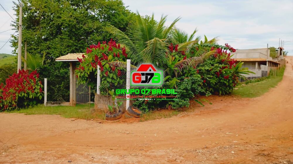Chácara à venda e aluguel com 2 quartos, 200m² - Foto 1