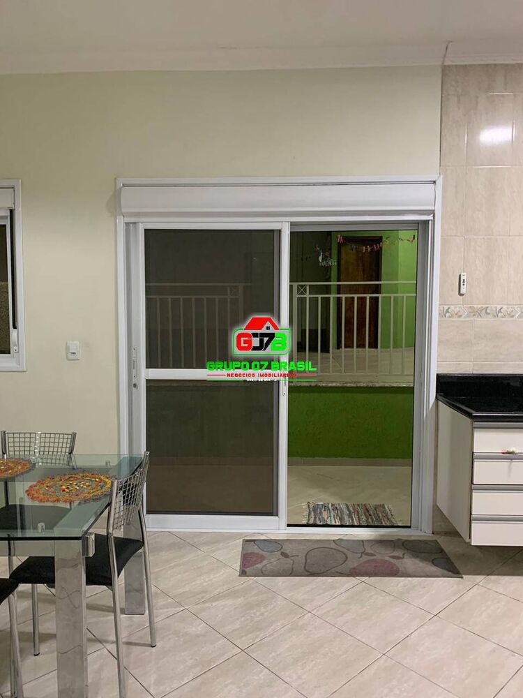 Sobrado, 3 quartos, 208 m² - Foto 2