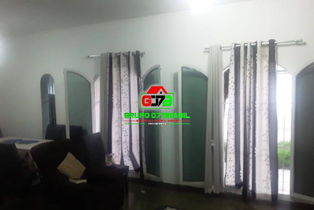 Casa, 4 quartos, 176 m² - Foto 2