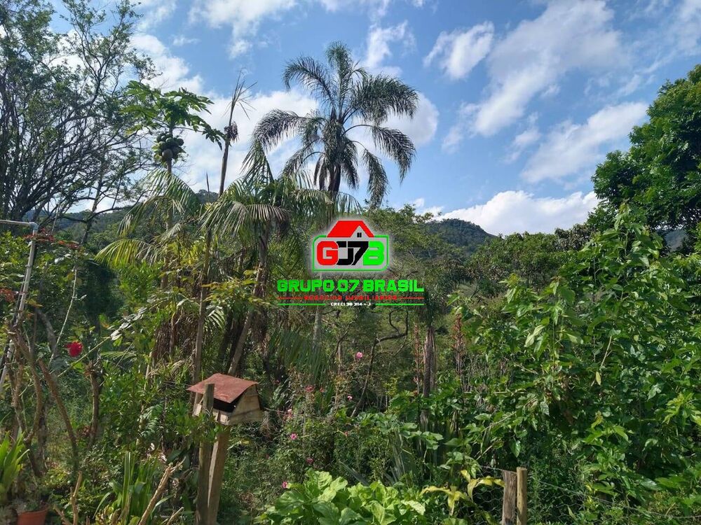 Terreno à venda com 3 quartos, 120m² - Foto 1