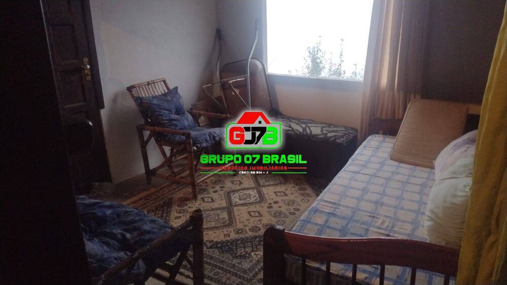 Terreno à venda com 2 quartos, 1700m² - Foto 2