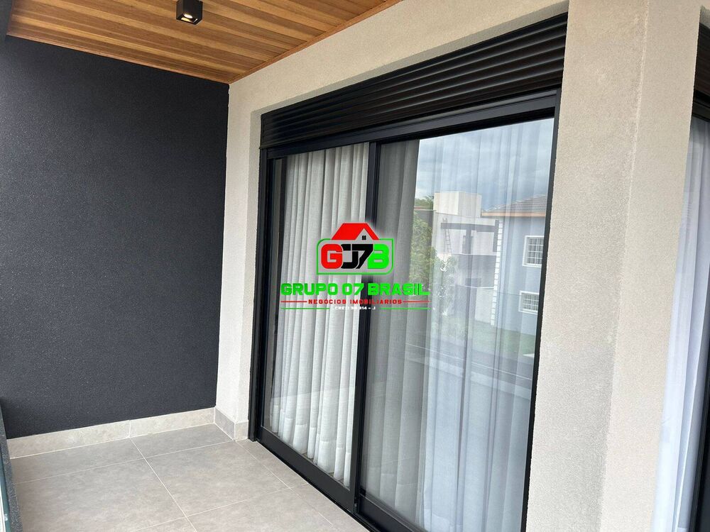 Casa, 4 quartos, 322 m² - Foto 1