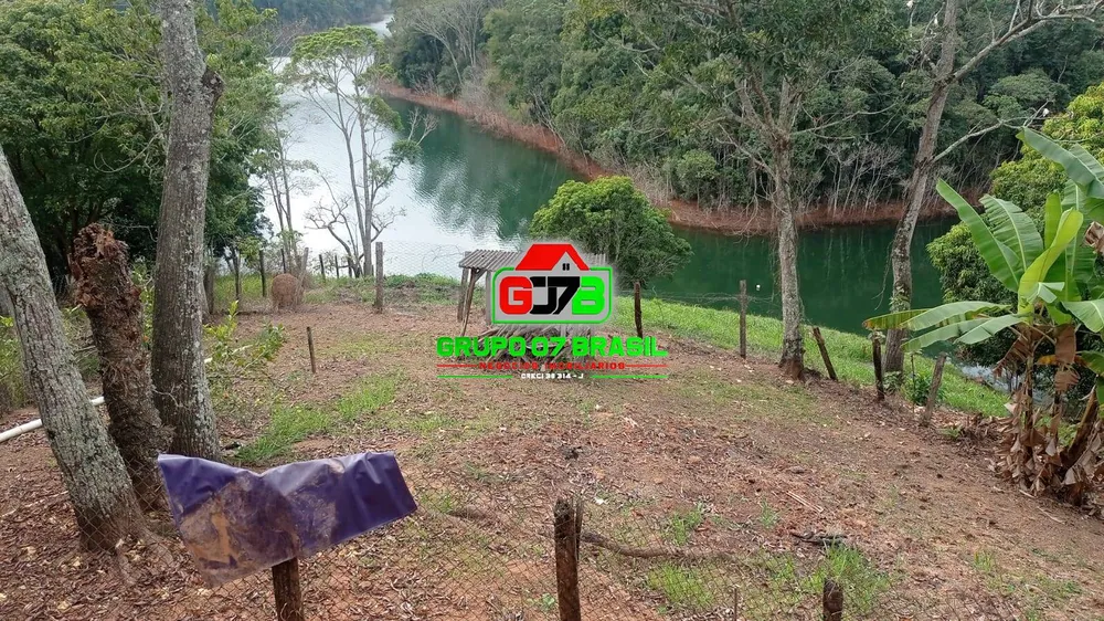 Chácara, 4 quartos, 2800 m² - Foto 1