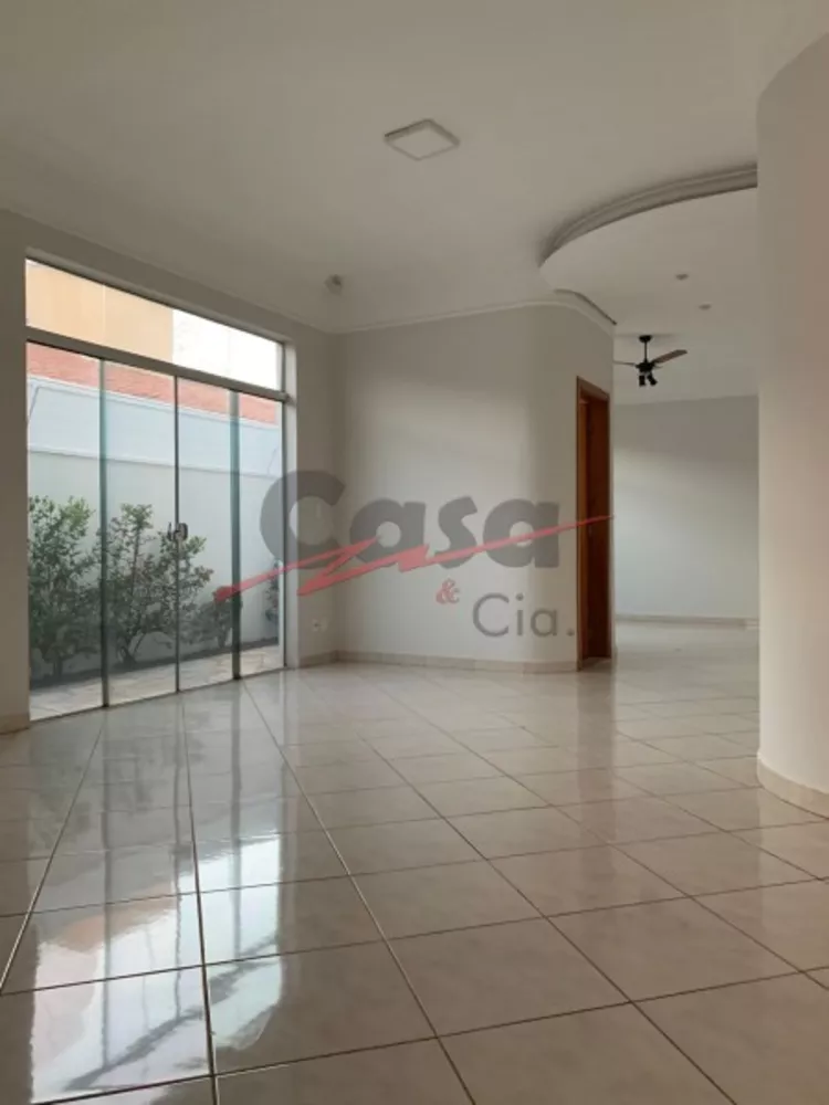 Casa à venda e aluguel, 175m² - Foto 8