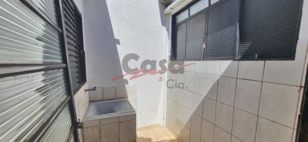 Prédio Inteiro para alugar com 2 quartos, 107m² - Foto 17