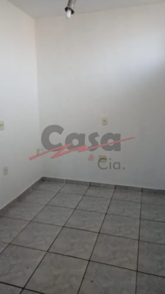 Casa, 3 quartos, 180 m² - Foto 2
