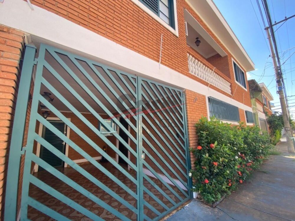 Sobrado, 4 quartos, 215 m² - Foto 1