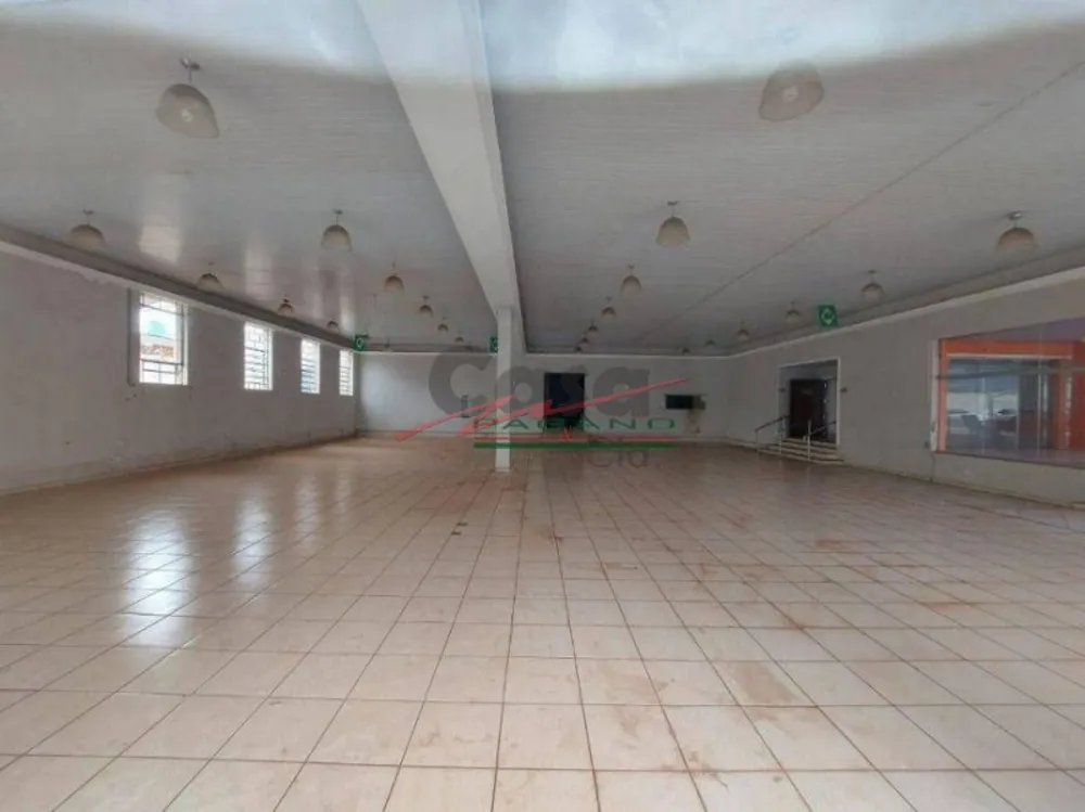 Loja-Salão, 2398 m² - Foto 3