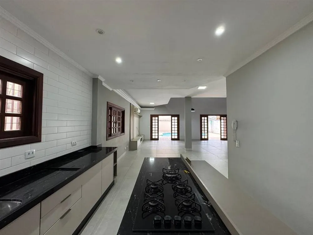 Sobrado, 4 quartos, 297 m² - Foto 11