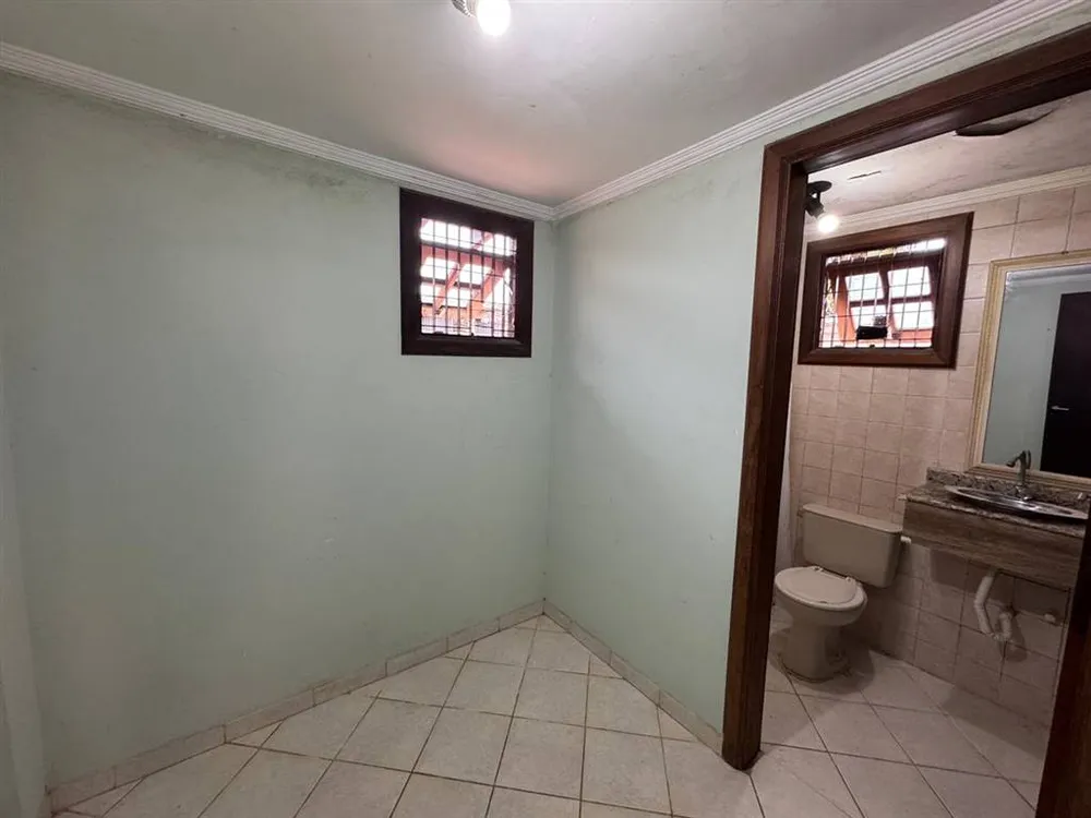 Sobrado, 4 quartos, 297 m² - Foto 2