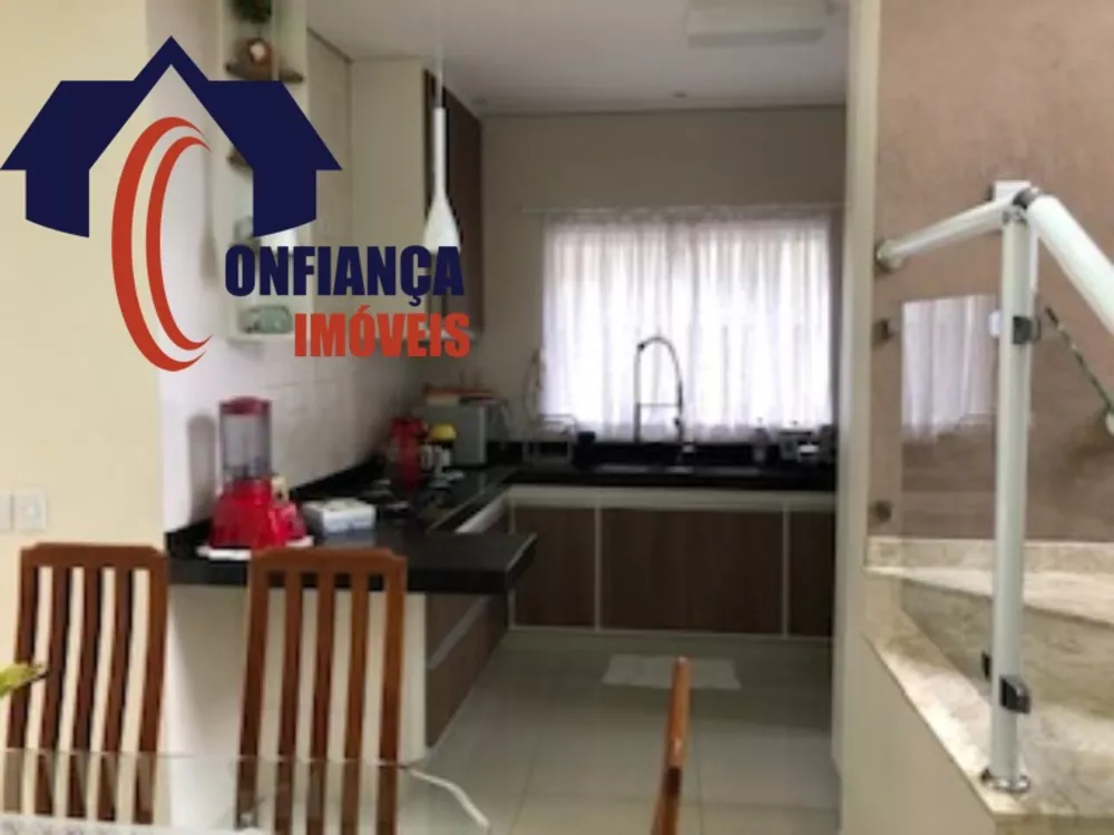 Casa, 3 quartos, 250 m² - Foto 1