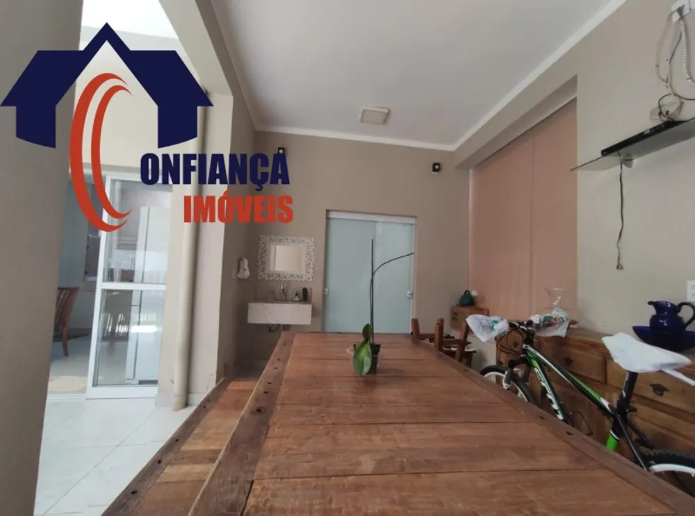 Casa, 3 quartos, 250 m² - Foto 11