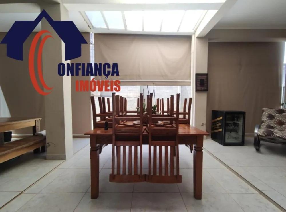 Casa, 3 quartos, 250 m² - Foto 12
