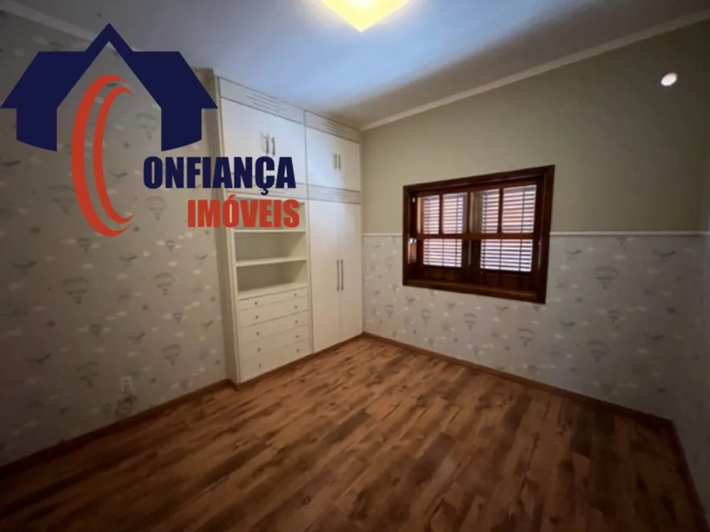 Casa, 3 quartos, 290 m² - Foto 3