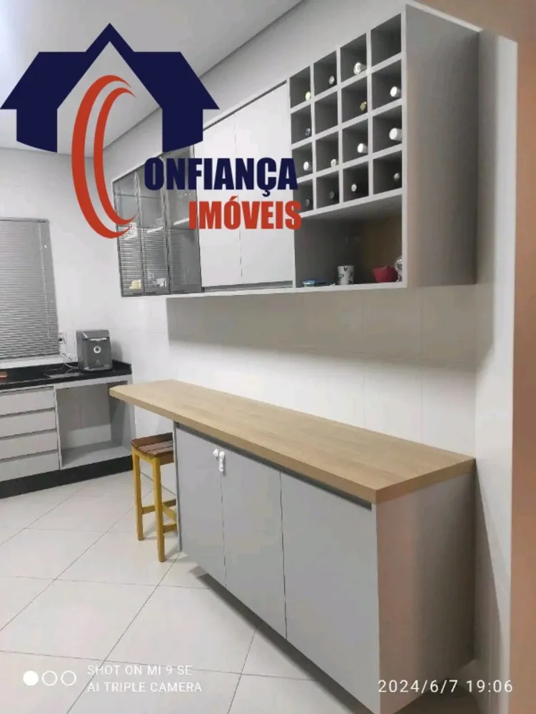 Casa, 3 quartos, 360 m² - Foto 3