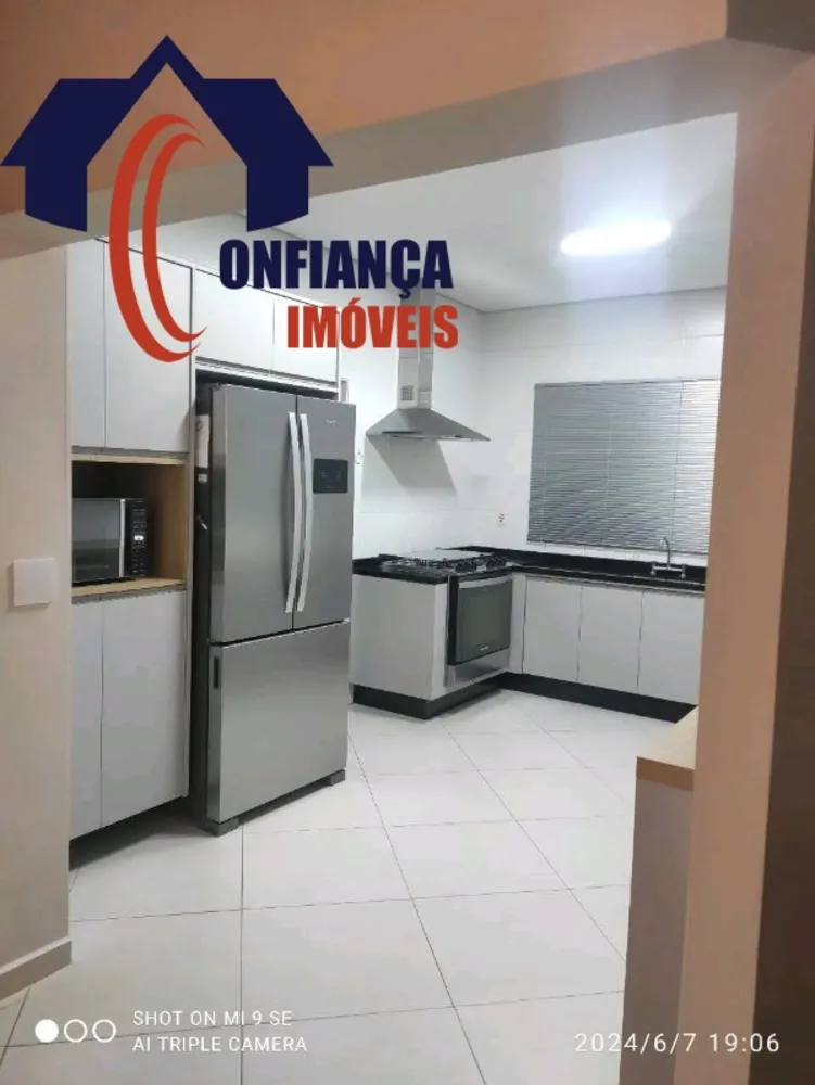 Casa, 3 quartos, 360 m² - Foto 2