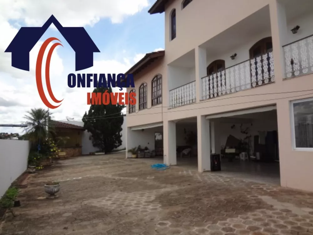 Casa, 4 quartos, 300 m² - Foto 2