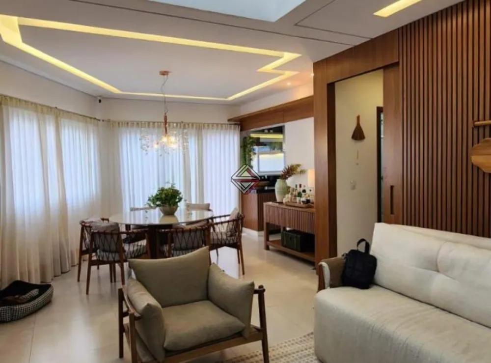 Casa, 3 quartos, 168 m² - Foto 2