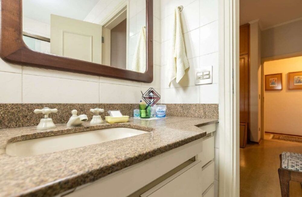 Apartamento, 4 quartos, 242 m² - Foto 2
