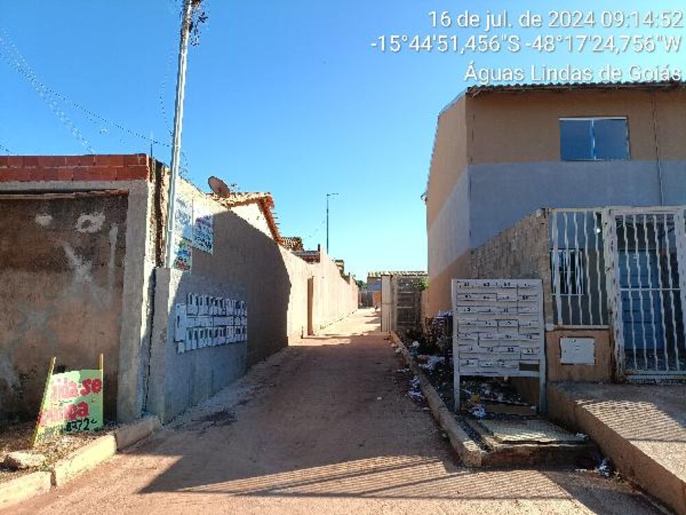 Casa à venda com 2 quartos, 93m² - Foto 1