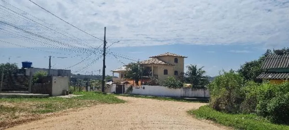 Casa à venda com 5 quartos, 360m² - Foto 1