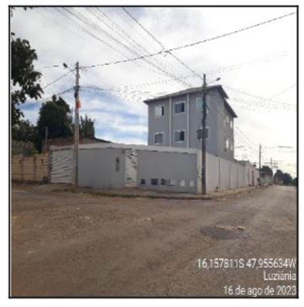 Apartamento à venda com 2 quartos, 57m² - Foto 1