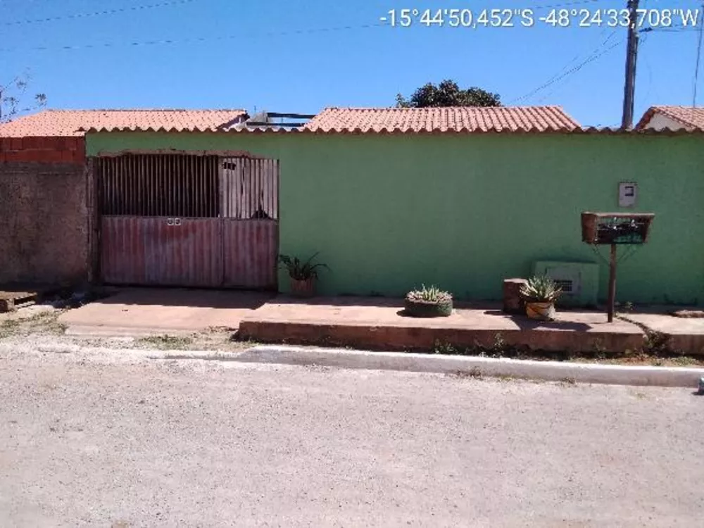 Casa à venda com 2 quartos, 360m² - Foto 1