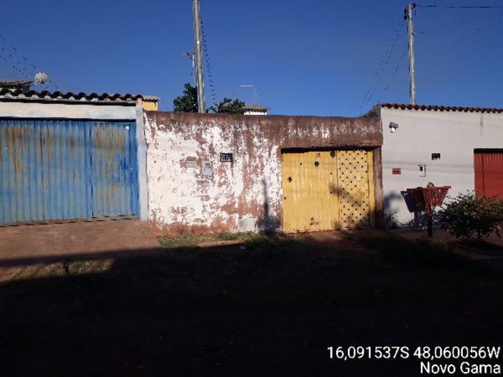 Casa à venda com 2 quartos, 180m² - Foto 1
