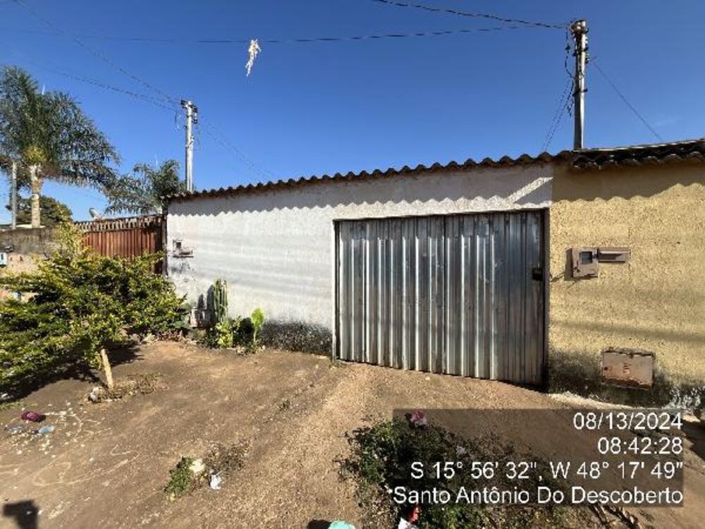 Casa à venda com 2 quartos, 180m² - Foto 1