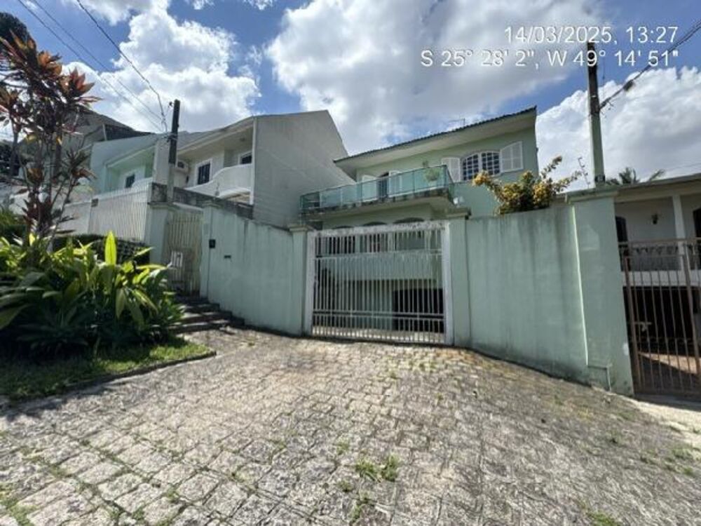 Casa à venda com 3 quartos, 537m² - Foto 1