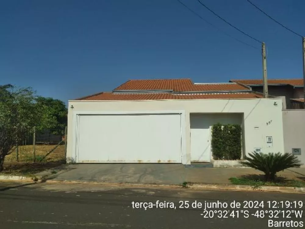 Casa à venda com 1 quarto, 200m² - Foto 1