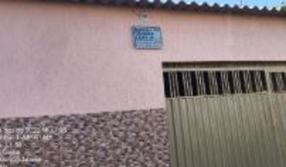 Casa à venda com 2 quartos, 125m² - Foto 1