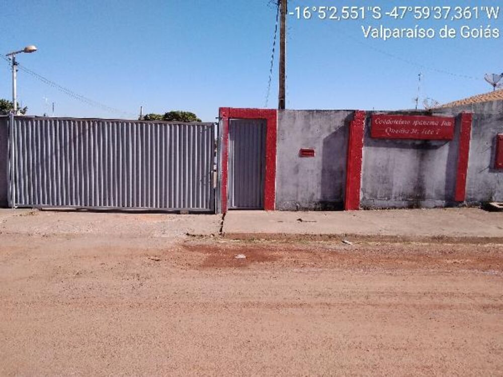 Casa à venda com 2 quartos, 54m² - Foto 1