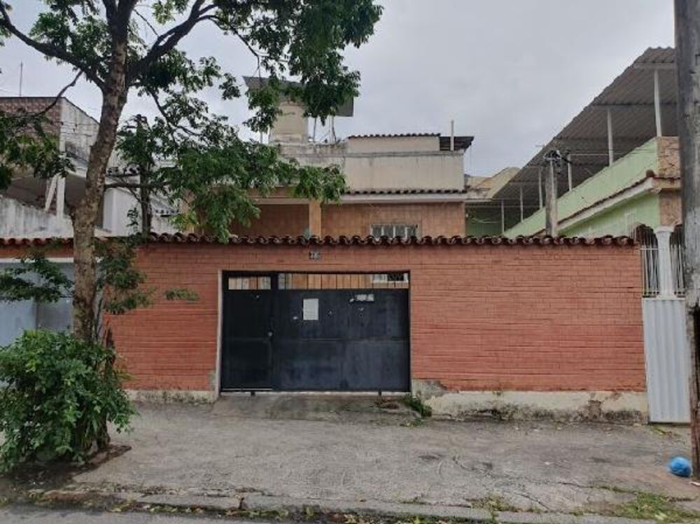 Apartamento à venda com 3 quartos, 143m² - Foto 1
