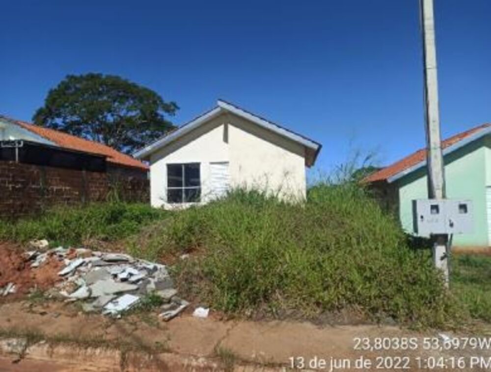 Casa à venda com 2 quartos, 171m² - Foto 1