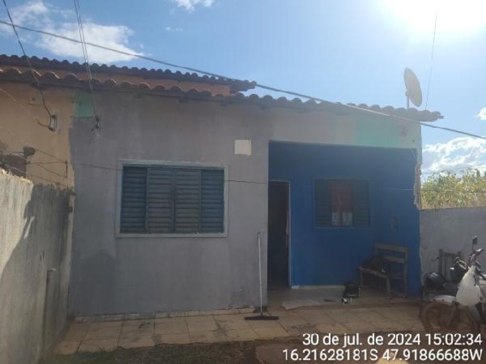 Casa à venda com 2 quartos, 165m² - Foto 1