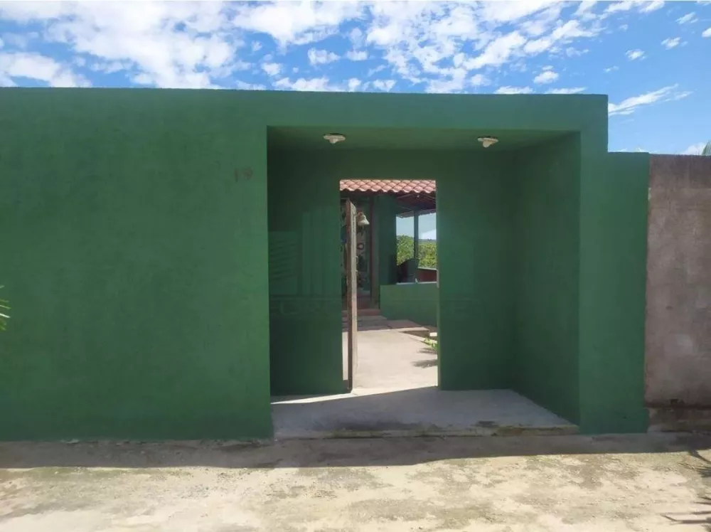 Fazenda à venda com 3 quartos, 2400m² - Foto 2