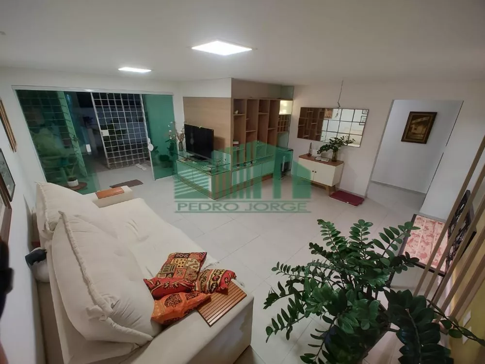 Casa à venda com 4 quartos, 152m² - Foto 1