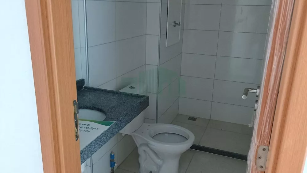 Apartamento à venda e aluguel com 3 quartos, 74m² - Foto 14